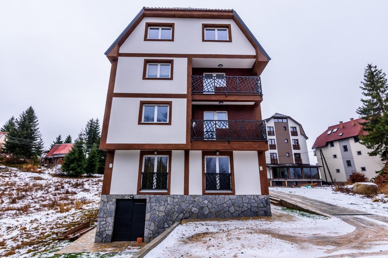 Apartmani “Lazar” I “Lena” โคเปานิก ภายนอก รูปภาพ