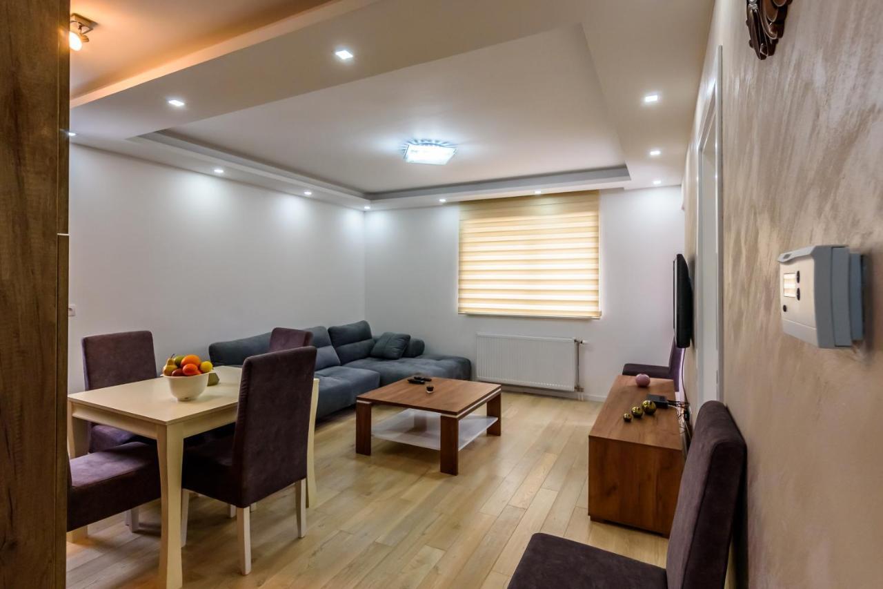 Apartmani “Lazar” I “Lena” โคเปานิก ภายนอก รูปภาพ