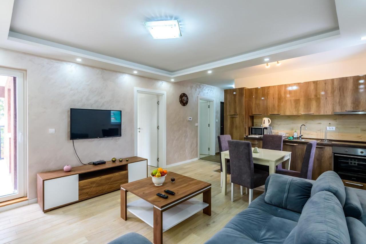 Apartmani “Lazar” I “Lena” โคเปานิก ภายนอก รูปภาพ